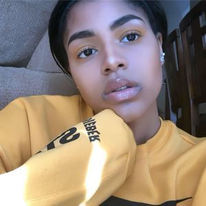 Meet your Posher, Mani